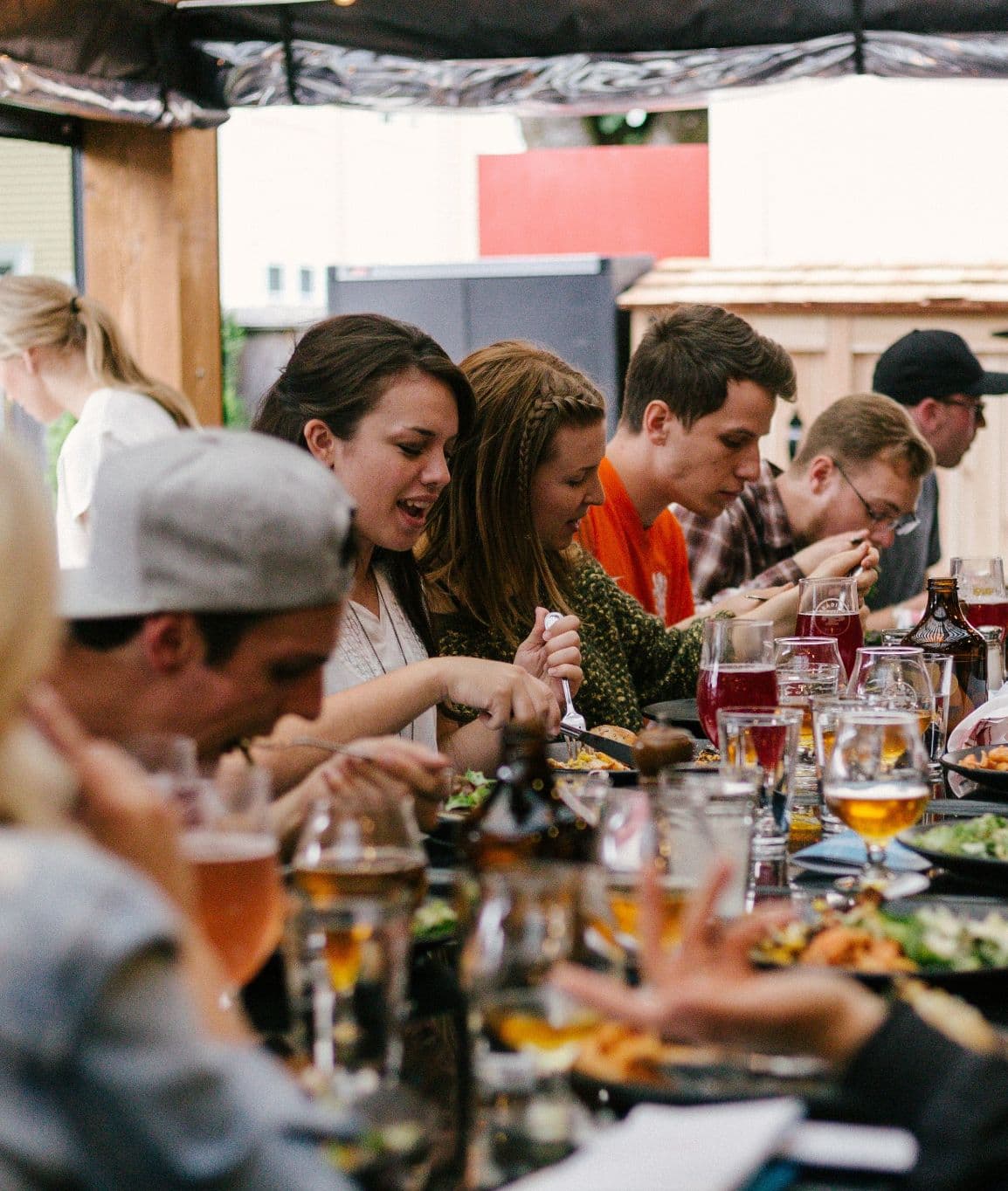 Oameni la restaurant